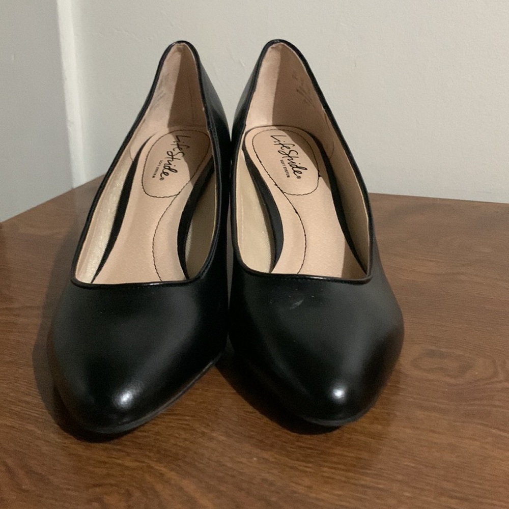 Classic Black Life Stride Pumps